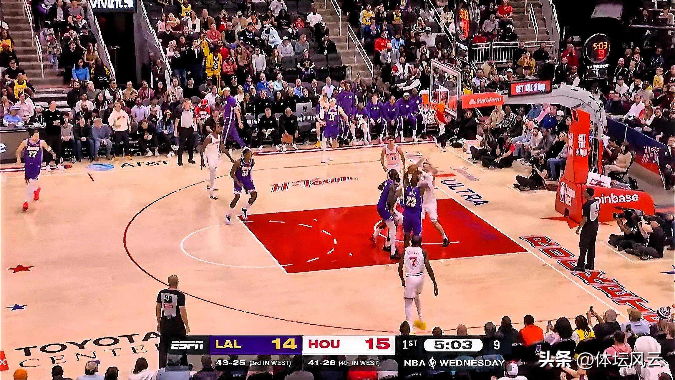 开云棋牌官网刚刚！詹姆斯在日本队比赛中伤愈复出东契奇在阿森纳比赛中关键助攻，拉齐奥主帅复盘备战欧冠的简单介绍